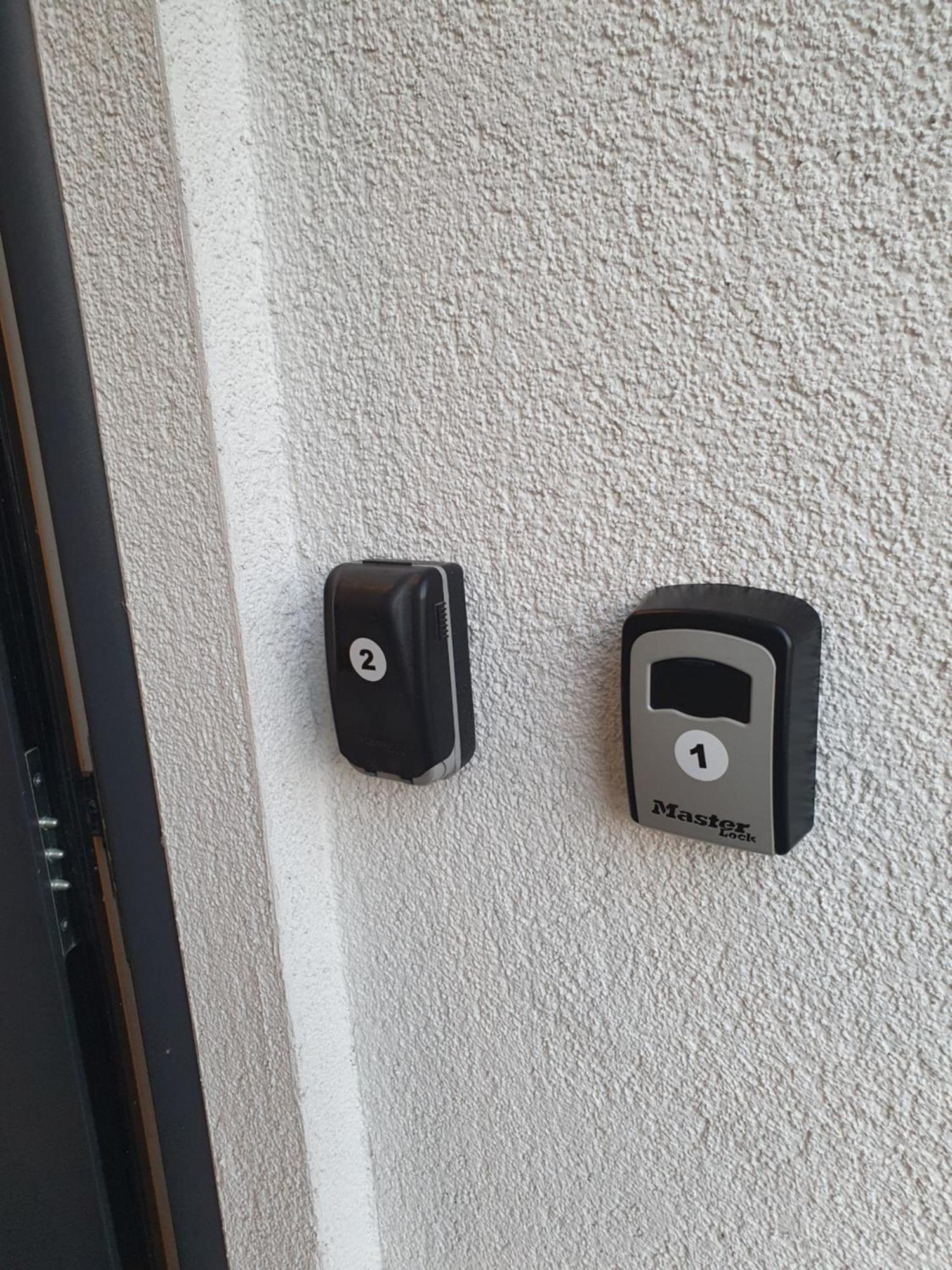Zwei Schicke Apartments Mit Parkplatz Cologne Exterior photo
